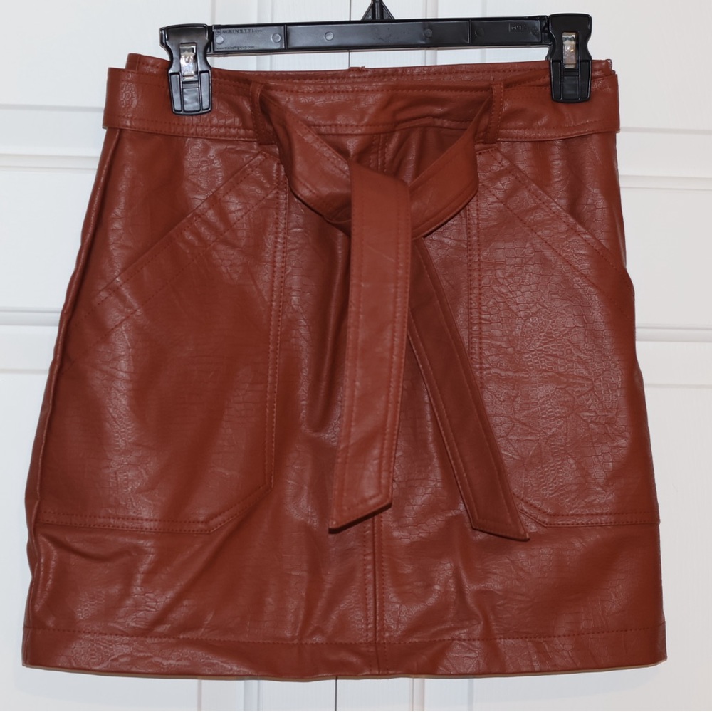 Shinestar Brown Faux Leather Skirt | Small